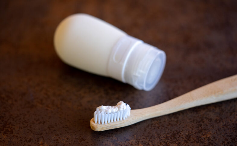 How to Make Your Own Toothpaste at Home Naturally
