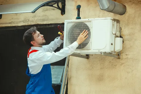 AC Repair Services in Lahore