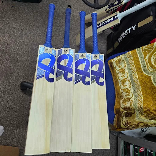 cricket bat makers uk